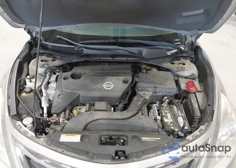 2015 Nissan Altima 2.5 Sv z USA, uszkodzony, nr VIN 1N4AL3AP3FC170911